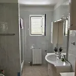 Apartament House *