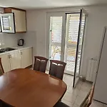 House 아파트 자다르