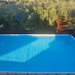 Апартаменти House