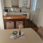 Апартаменти House Задар